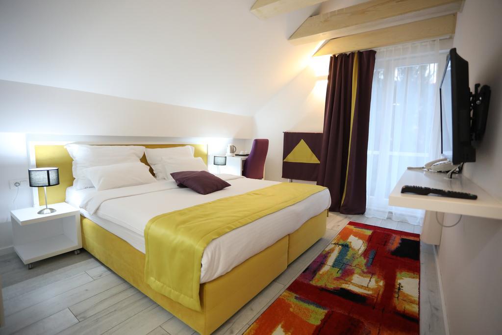 Hotel Boutique Libris Сараево Екстериор снимка